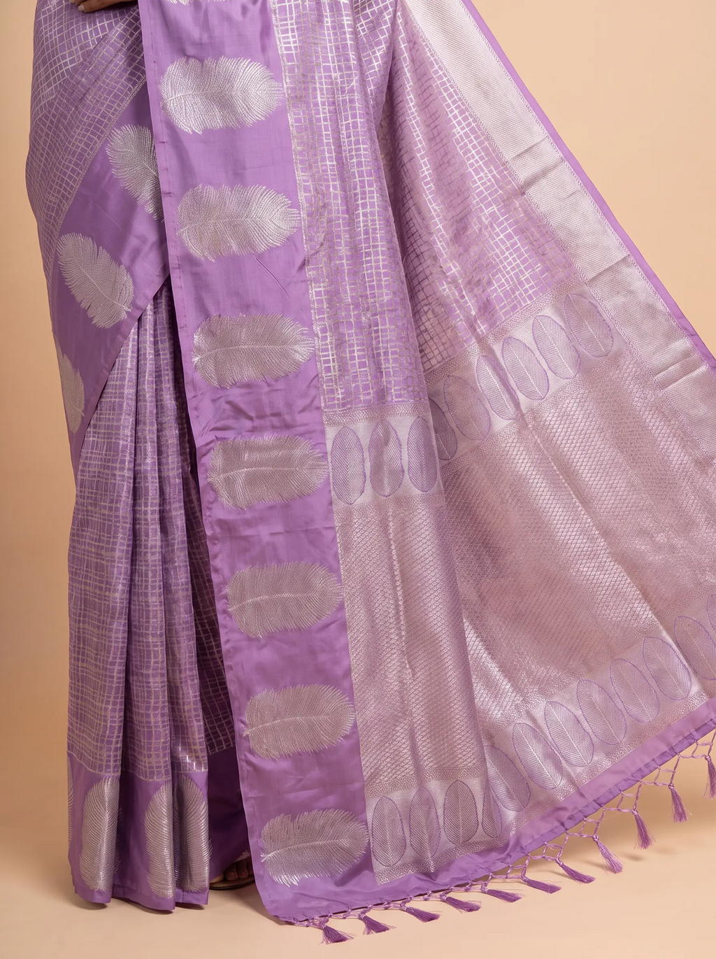 Lavender Soft Silk  With Flower Butta Fancy Border