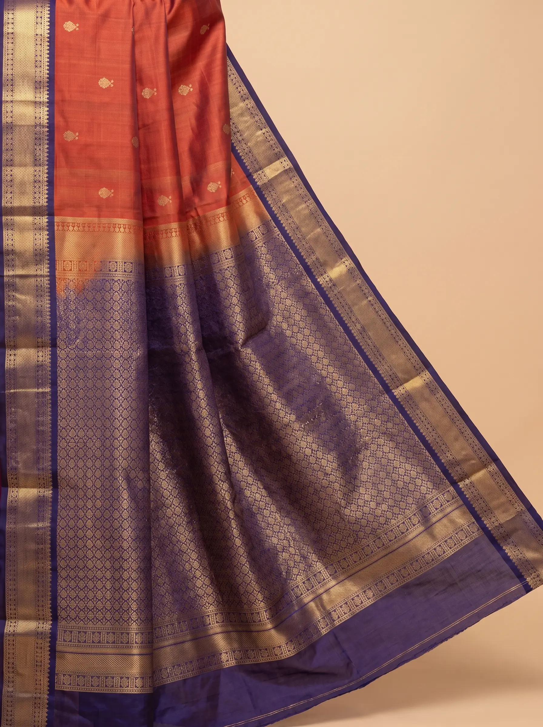 Mugdha Brown Kanjeevaram silk saree with Rich golden border