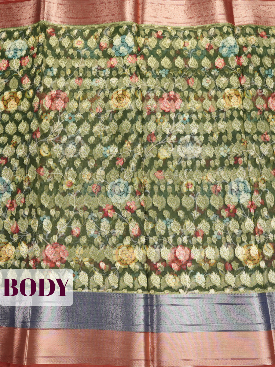 Green Semi Organza Saree with Dual tone zari with metallic lower plane