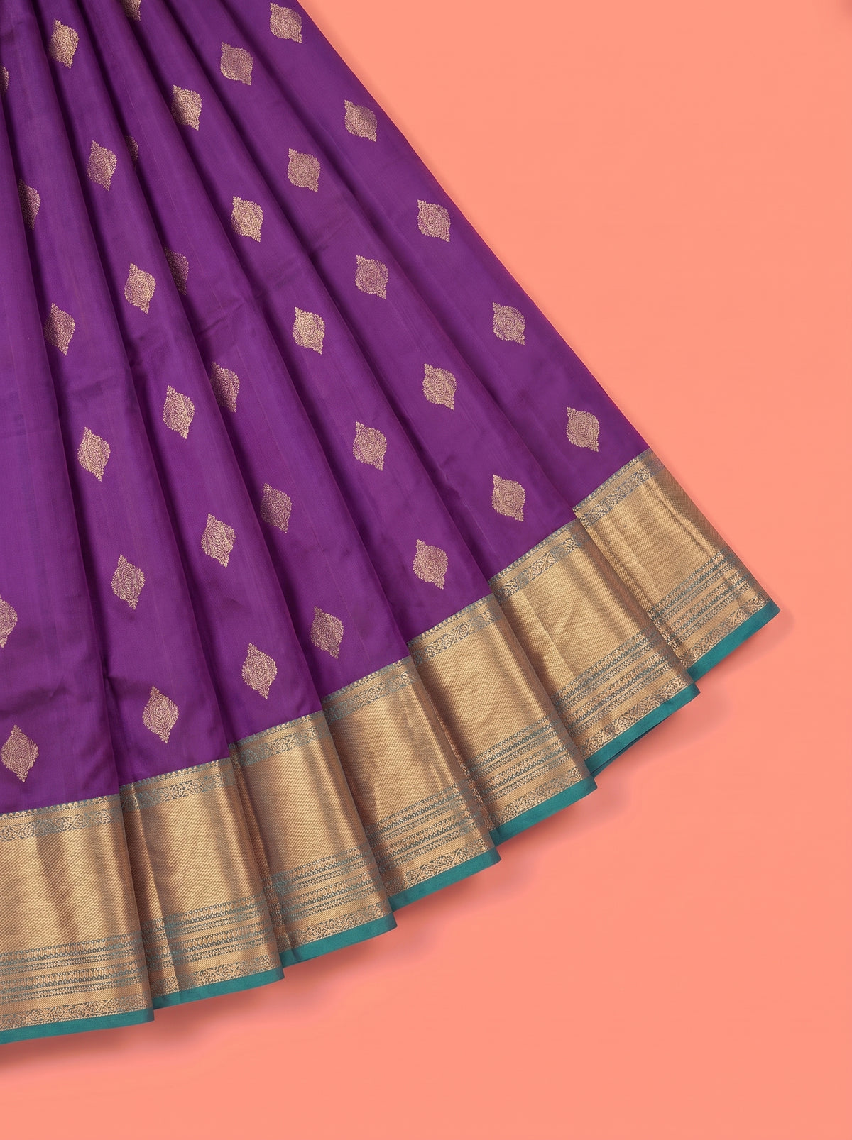 Purple Pure Kanchipuram Saree with Traditional Design Border
