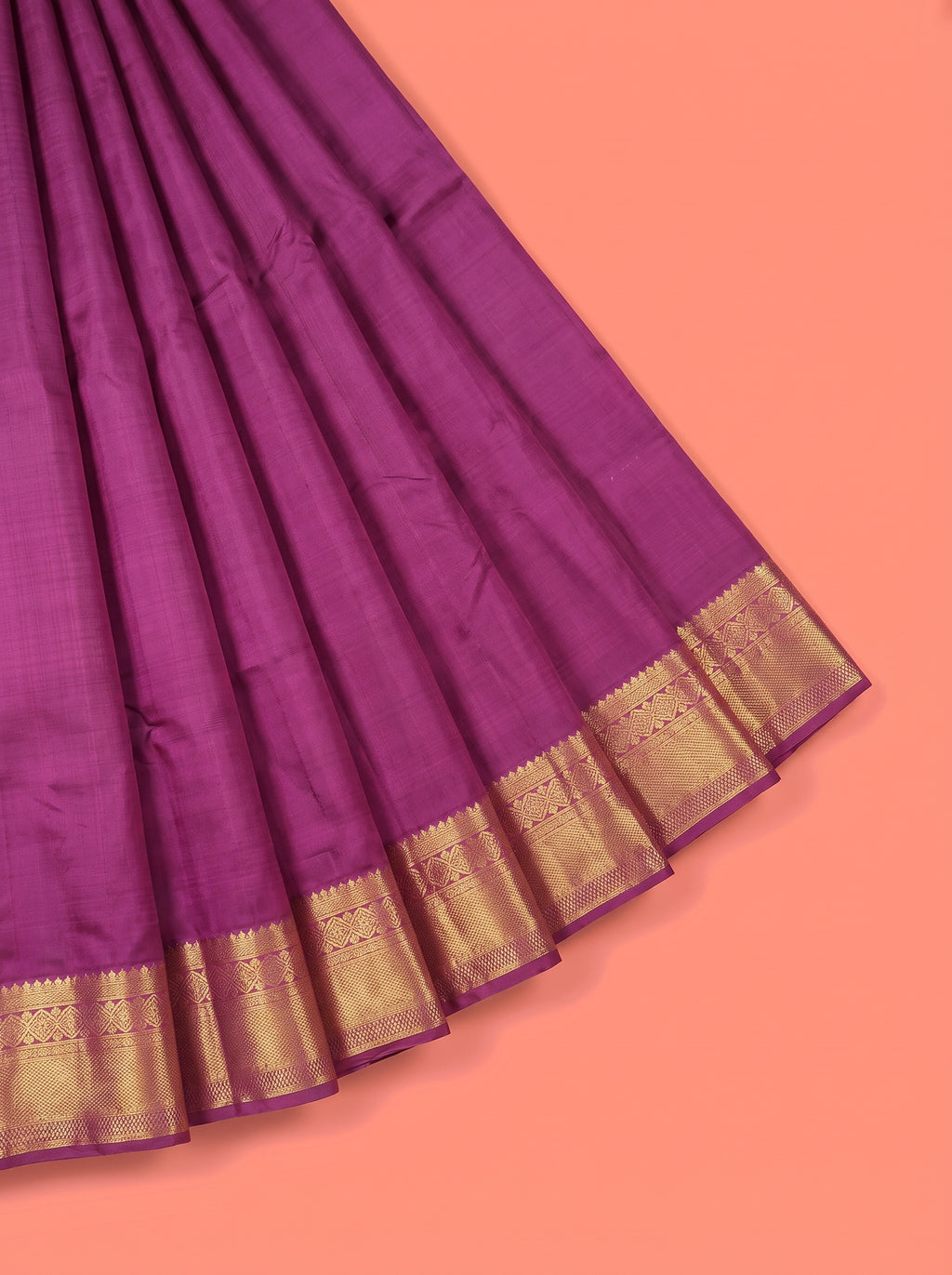 Purple Pure Kanchipuram Saree with Broad Floral Medallion Zari Border - MUGDHA ART STUDIO LLP