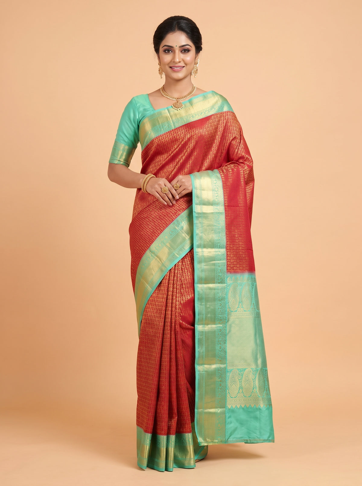 Red Kanchipuram Saree with Floral Vine and Diamond Zari Border