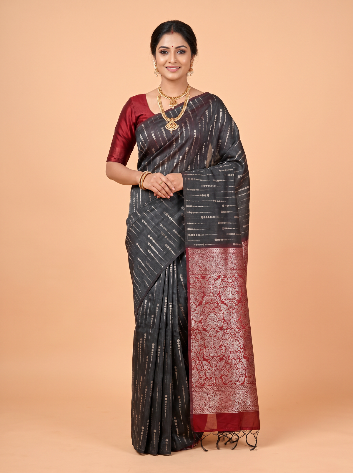 Black Sico Saree Saree with Borderless Finish