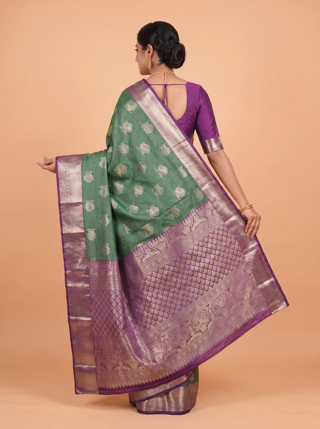 Rich Magenta Purple With Bottle Green Pallu