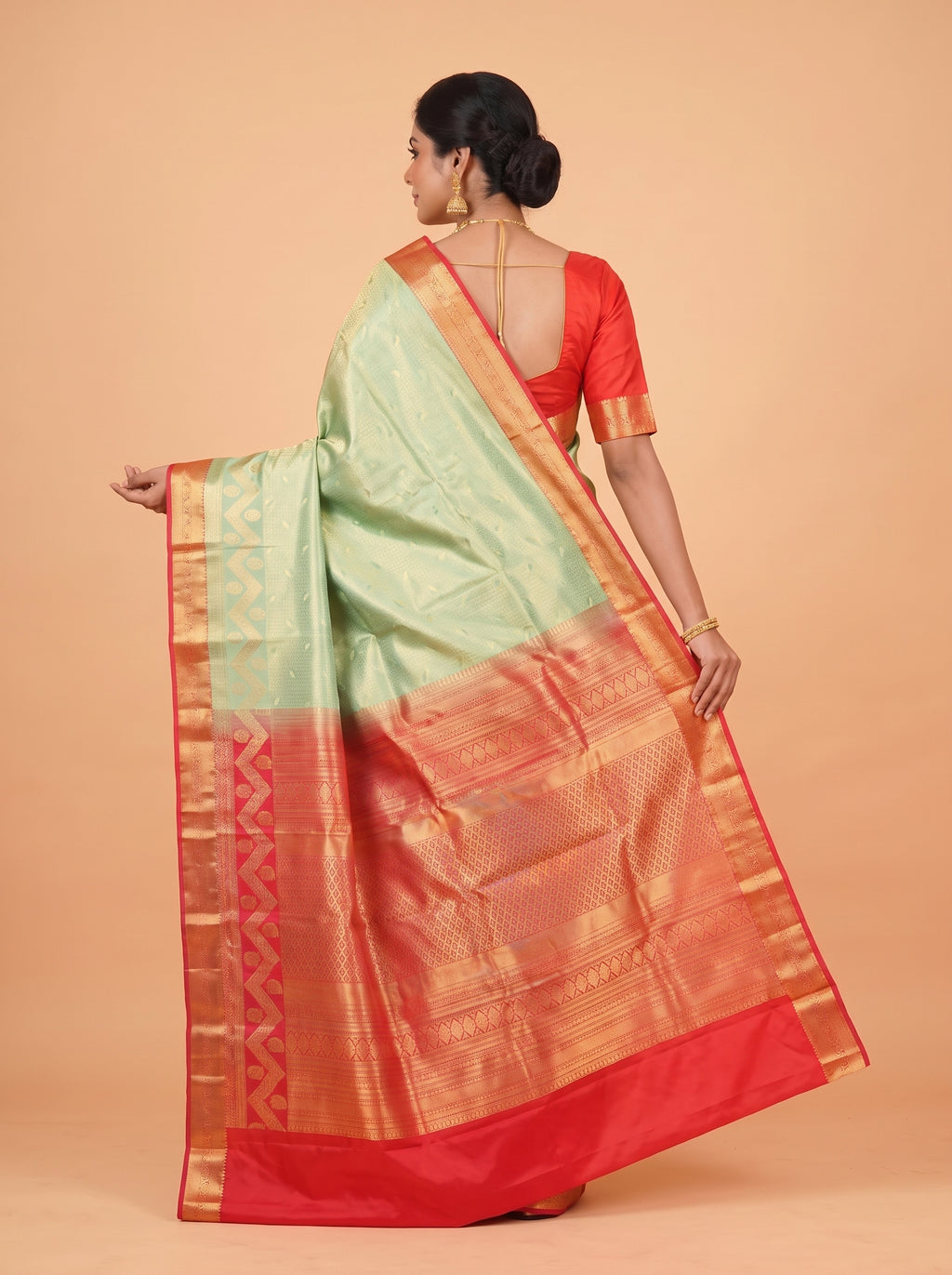 Aqua Blue And Pink Zari Woven Kanchivaram Silk Saree
