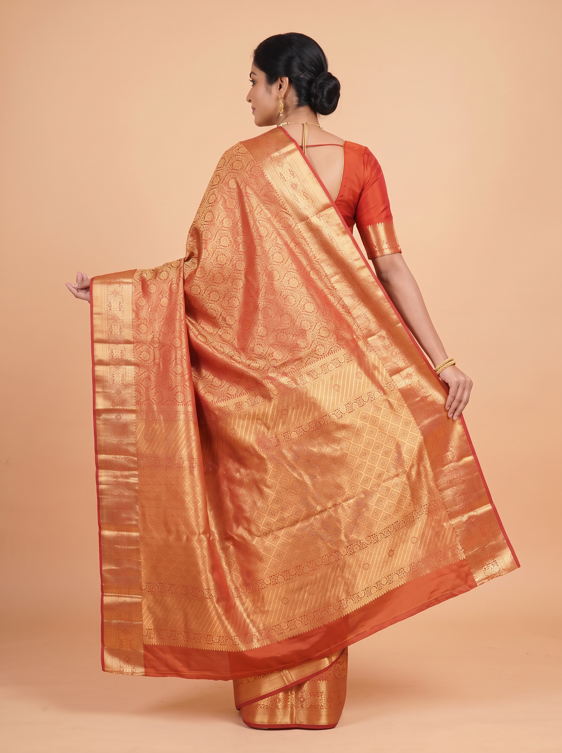 Dusty Rose Pink and Silver Zari Woven Silk Saree