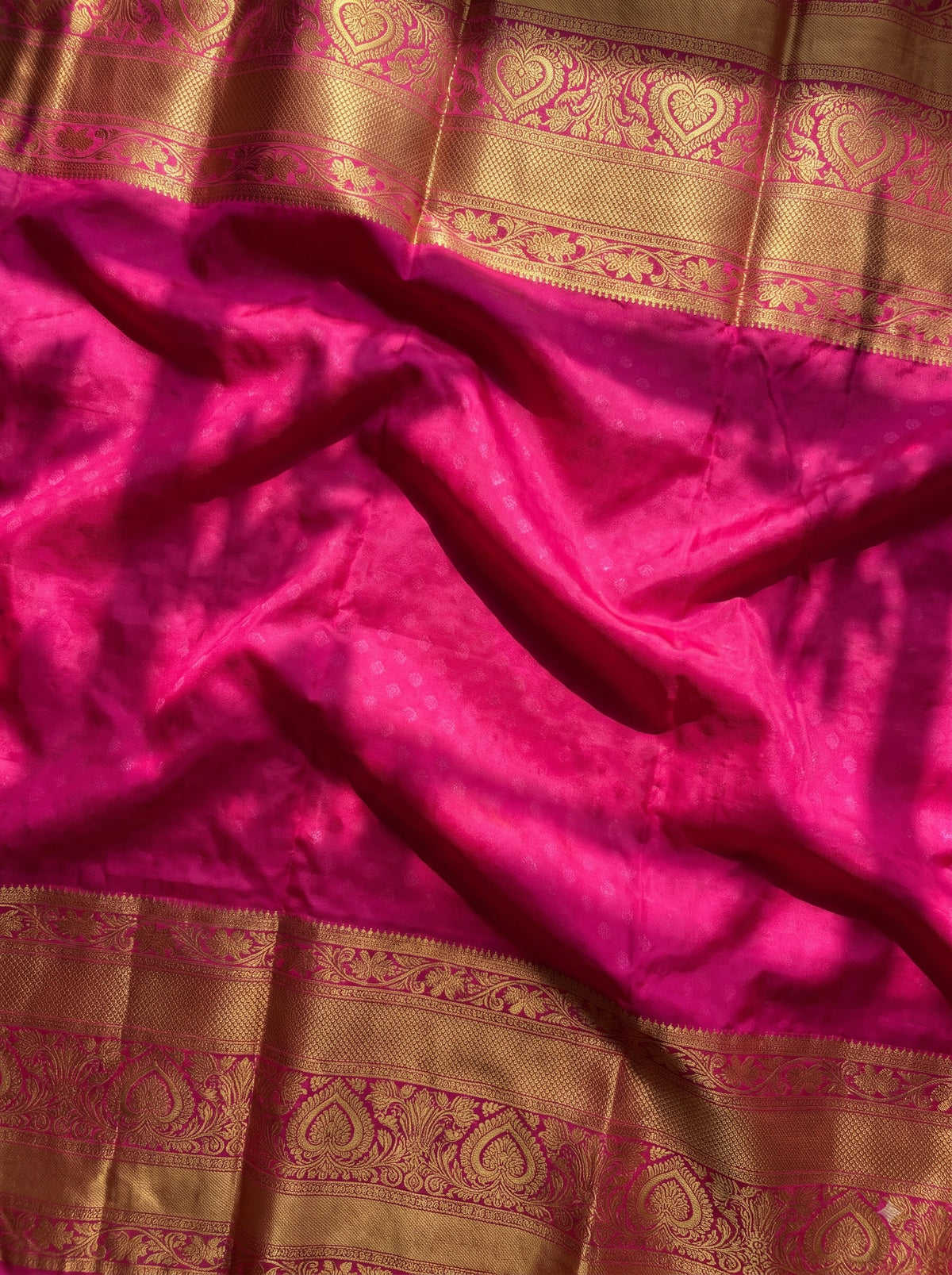 Green Tissue Brocade Saree with Pink Paisley Motifs