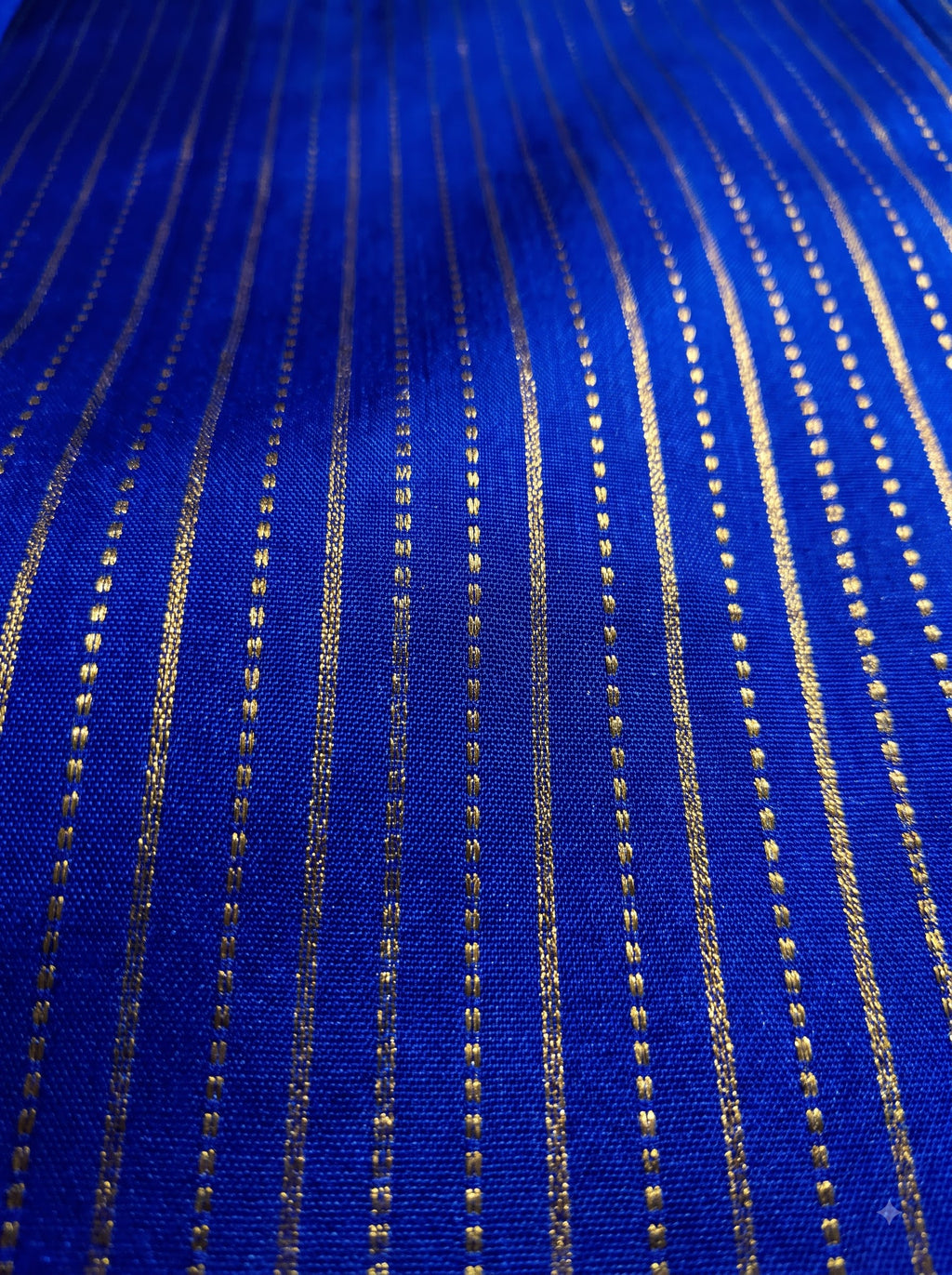 Peach Silk Saree with Royal Blue Zari Pallu