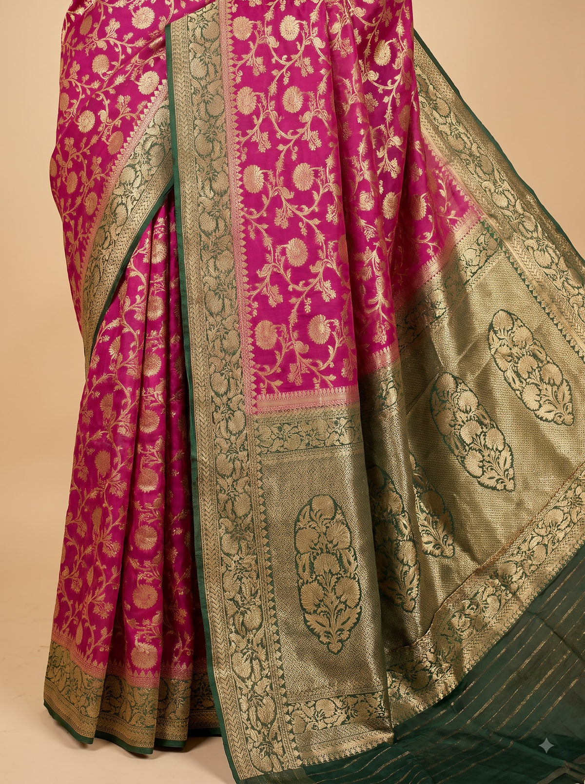 Magenta & Bottle Green Georgette Saree With Floral Zari Jaal Weave