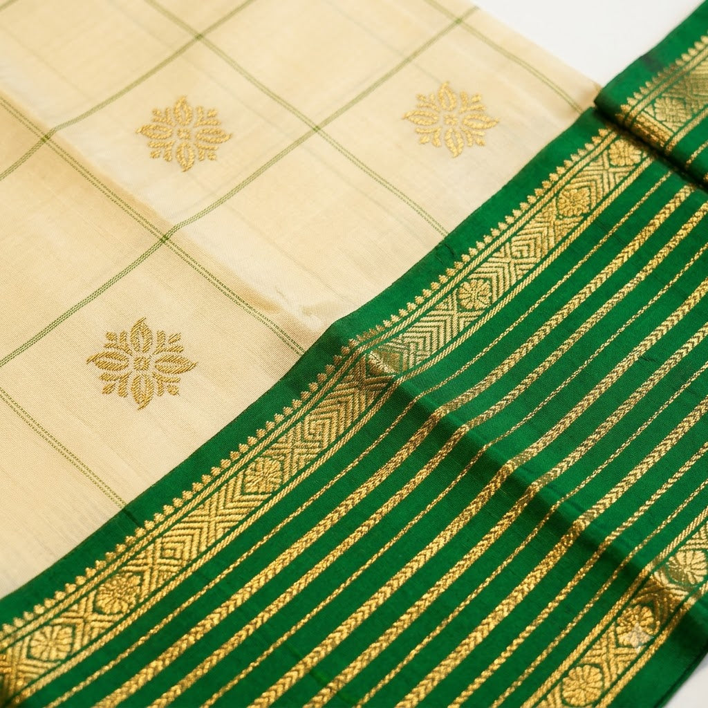 Emerald Green And Antique Gold Zari Woven Silk Saree