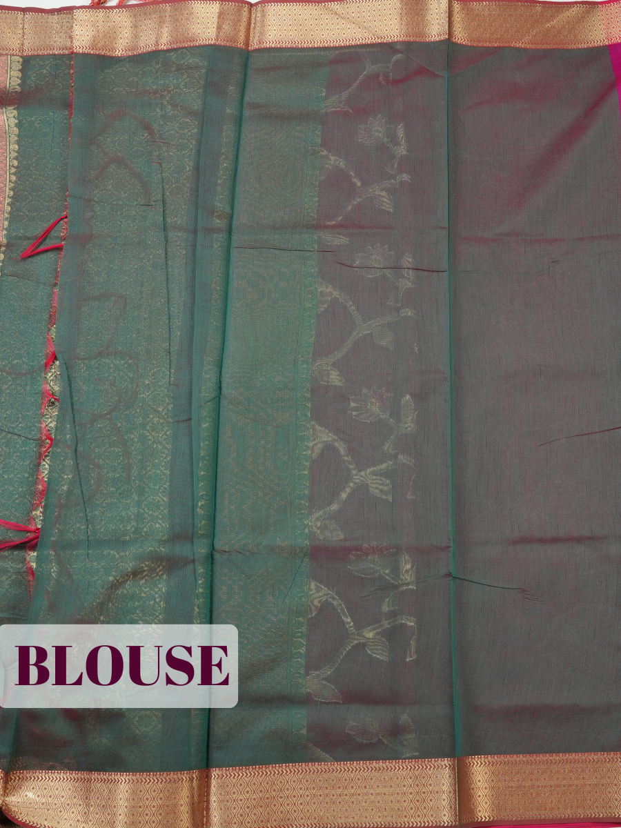 Magenta Sico Saree Saree with Woven zari lattice work border