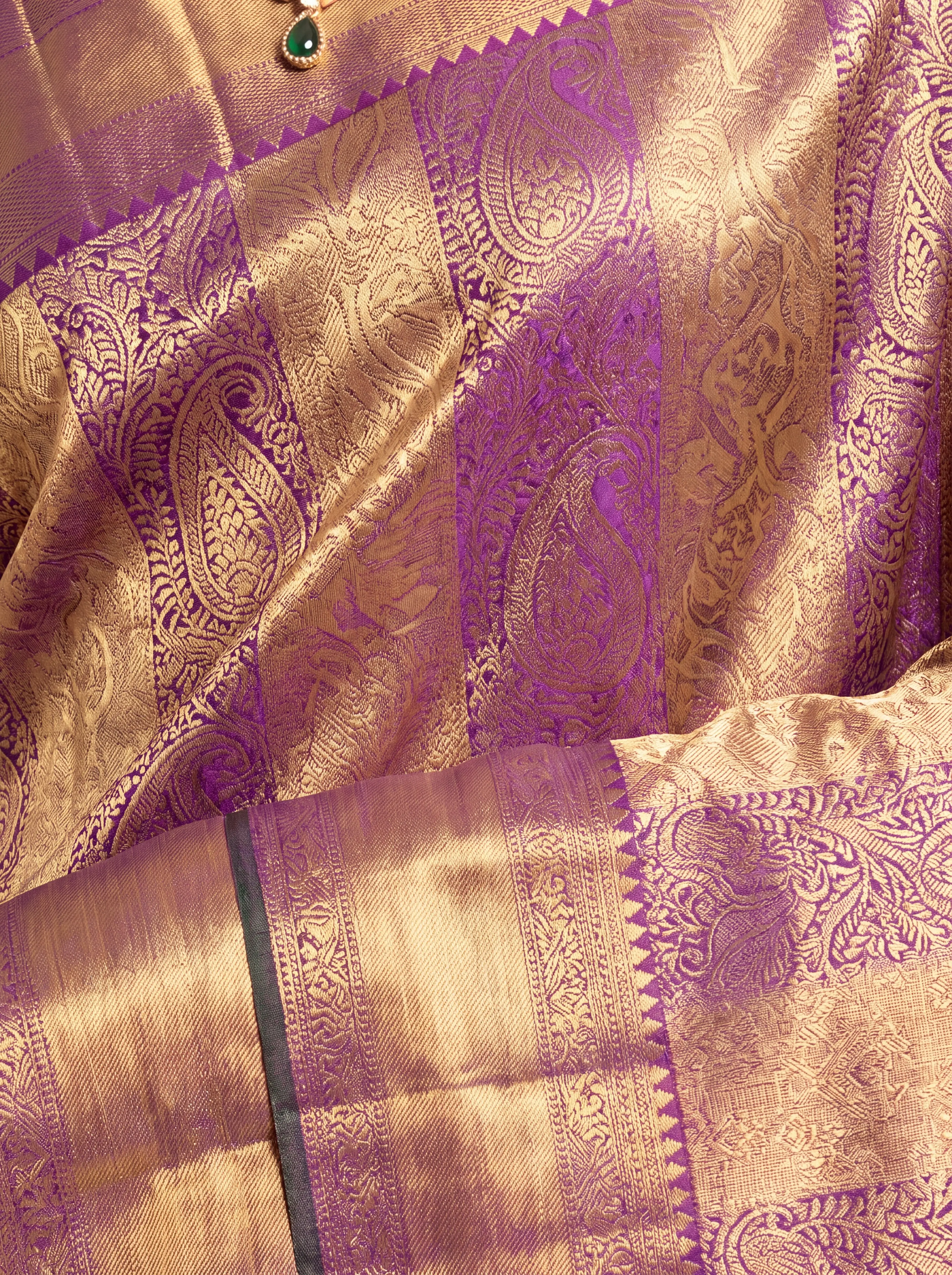 Antique Gold and Deep Purple Floral Zari Woven Kanchivaram Silk Saree