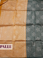Dark Green Sico Saree Saree with Borderless Finish