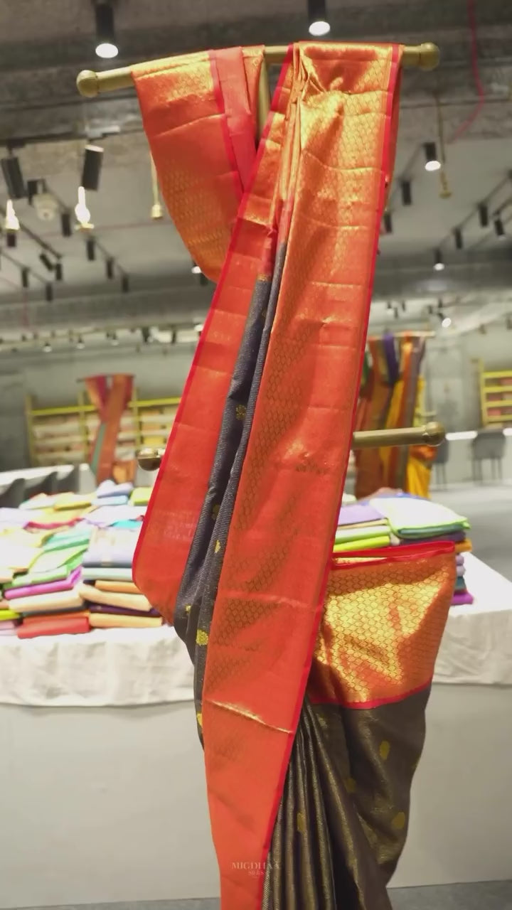 Navy Blue Pure Kanjivaram Silk Saree with A rich honeycomb brocade border